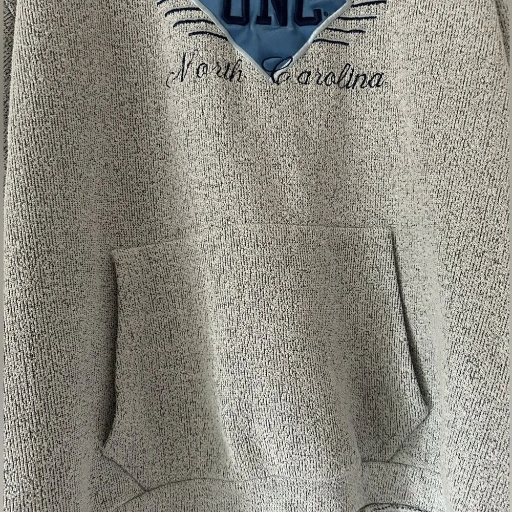 UNC Tarheel Grey Sweatshirt Size XL Made in USA Fangear Casual Athletic Sport Blue - Image 6