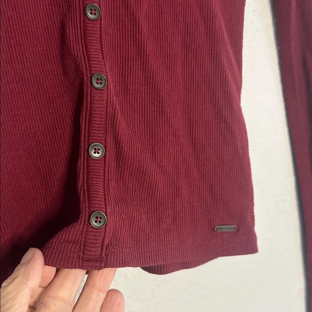 Hollister Slim Tee Maroon Burgundy Button Up Ribbed Top Y2K Long Sleeve XS - Image 4