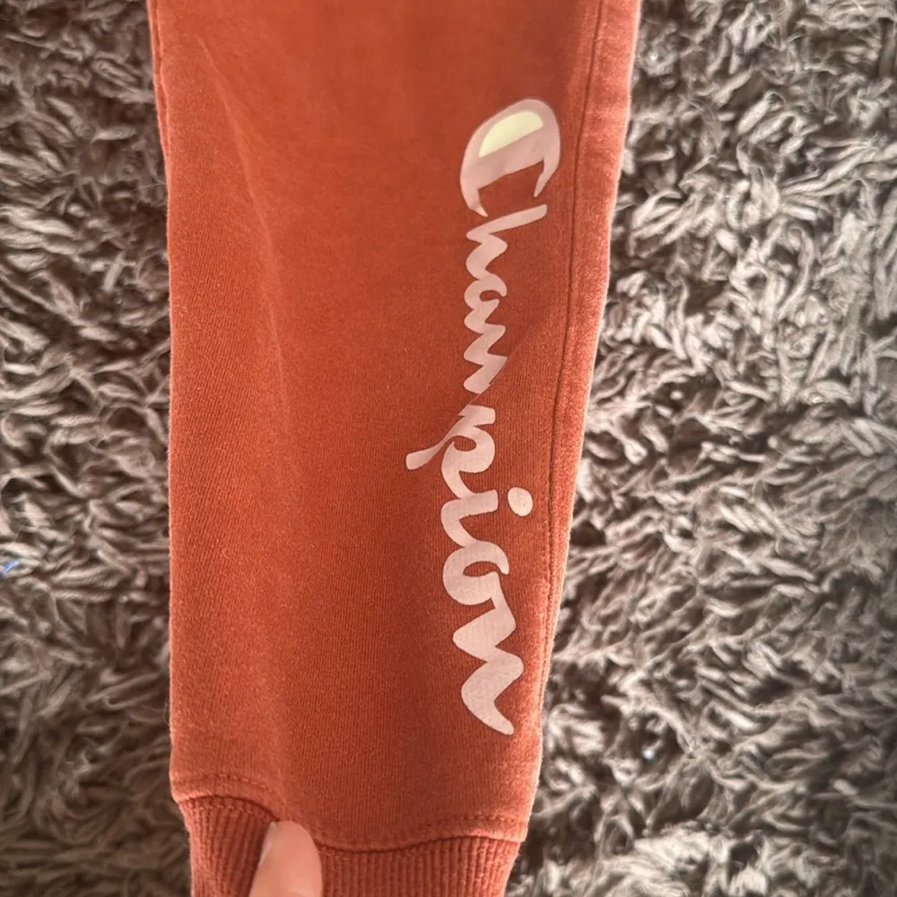 Champion Orange  Rust color Joggers size medium - Image 5