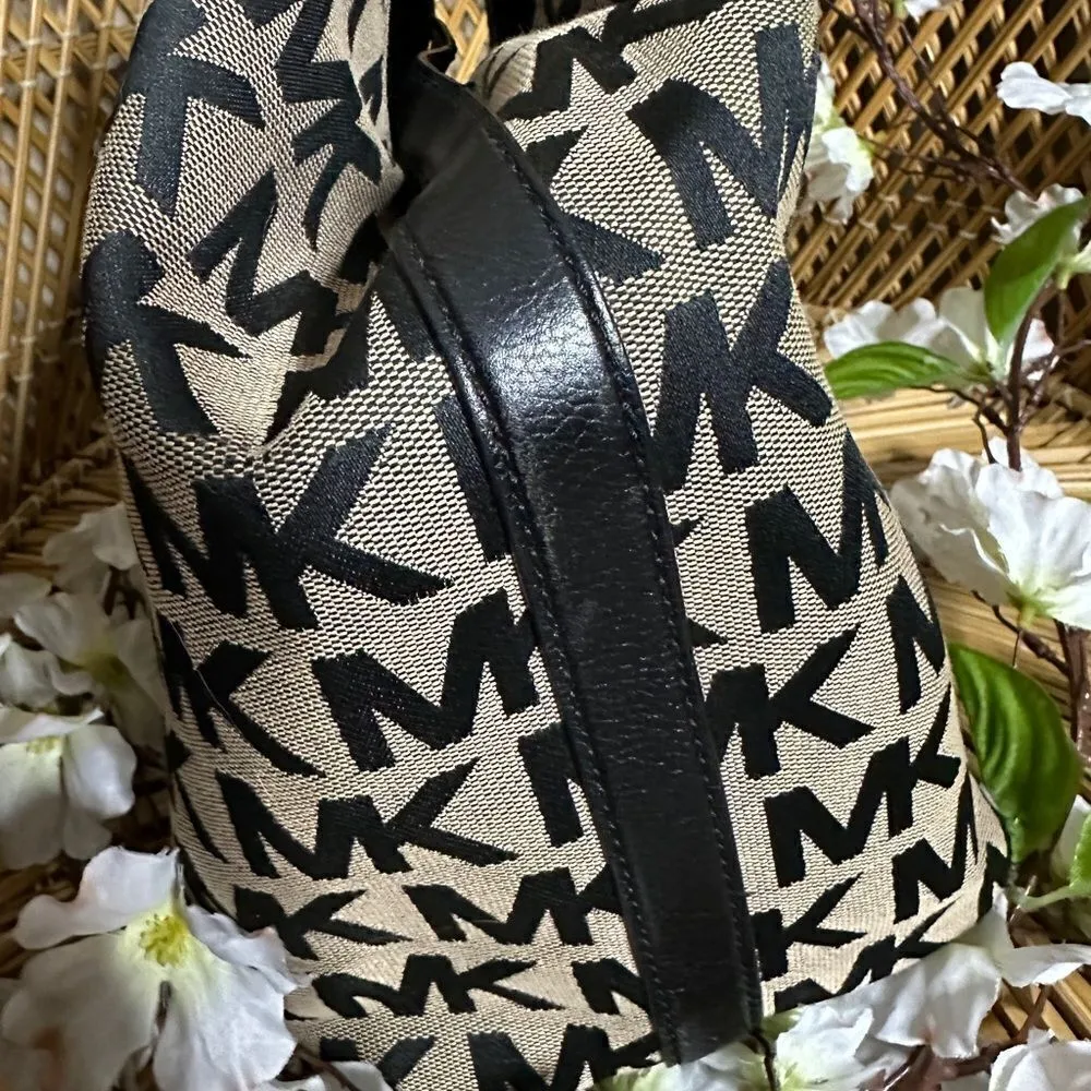 Michael Kors Signature Logo Canvas Tan Black Handbag Purse Gold Hardware Jet Set - Image 11