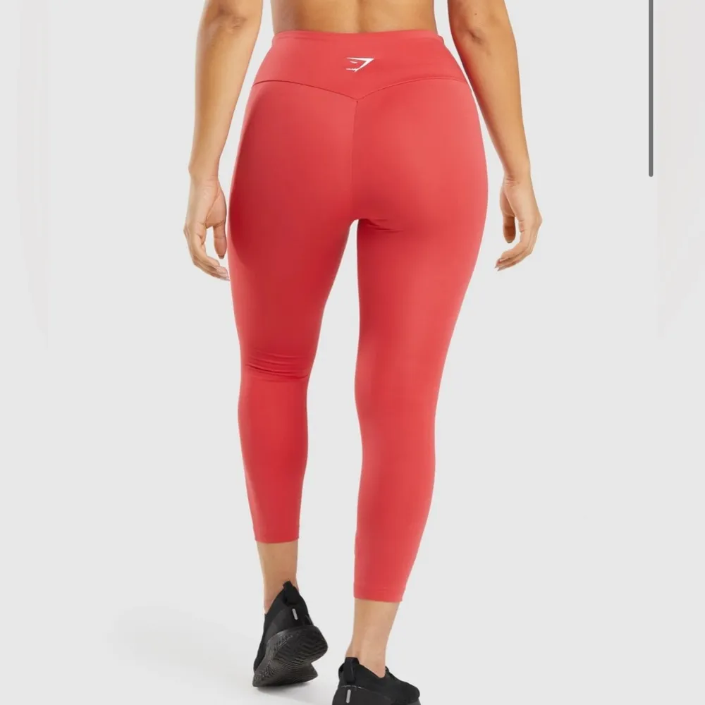 Gymshark Ruby Red Training 7/8 Leggings Size XS - Image 2