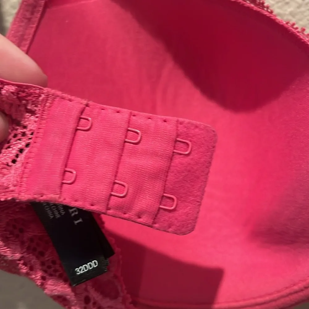 Natori Feathers Contour Bra 32DDD Fuchsia Pink Underwire Size undefined - Image 10