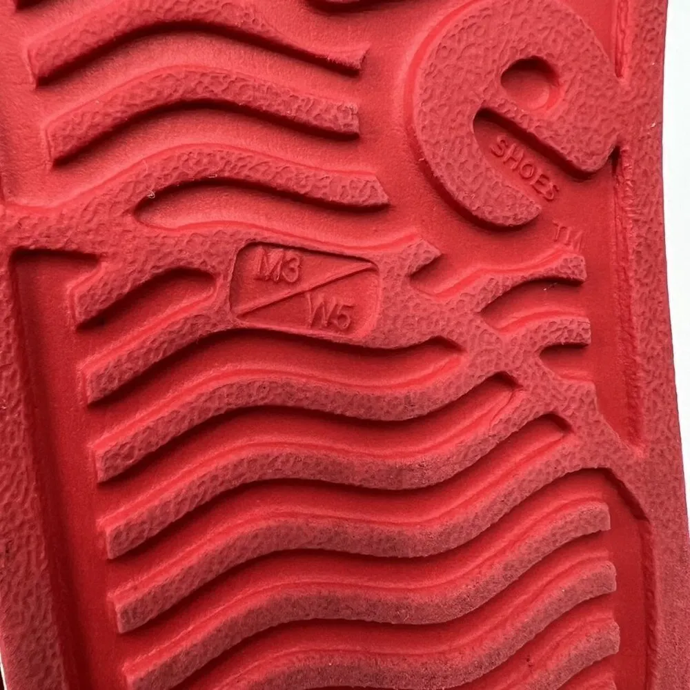 Native Disney Parks Minnie Red Jeffersons Size 5 - Image 6