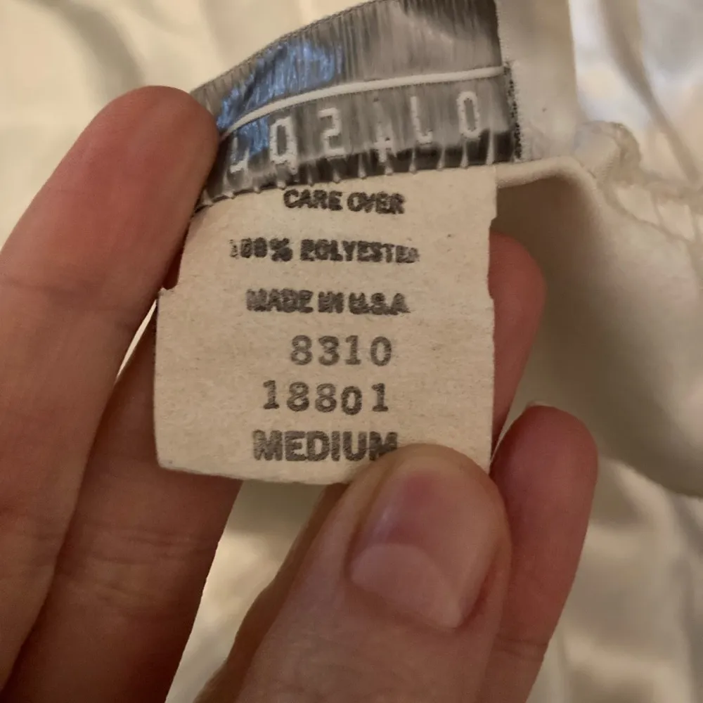 Vintage Nordstrom Cream Satin Robe Size Medium - Image 9