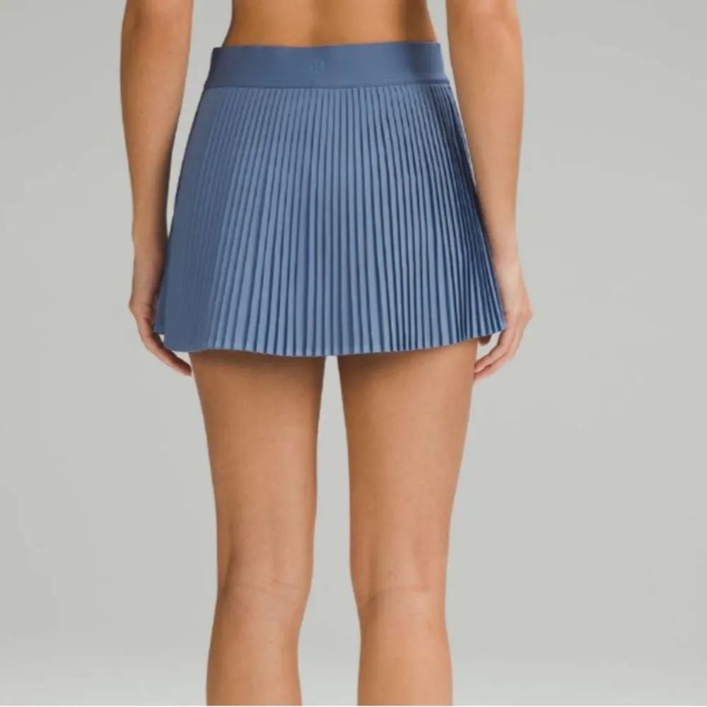 Lululemon Varsity High Rise Pleated Tennis Skirt oasis blue size 14 pickleball - Image 2