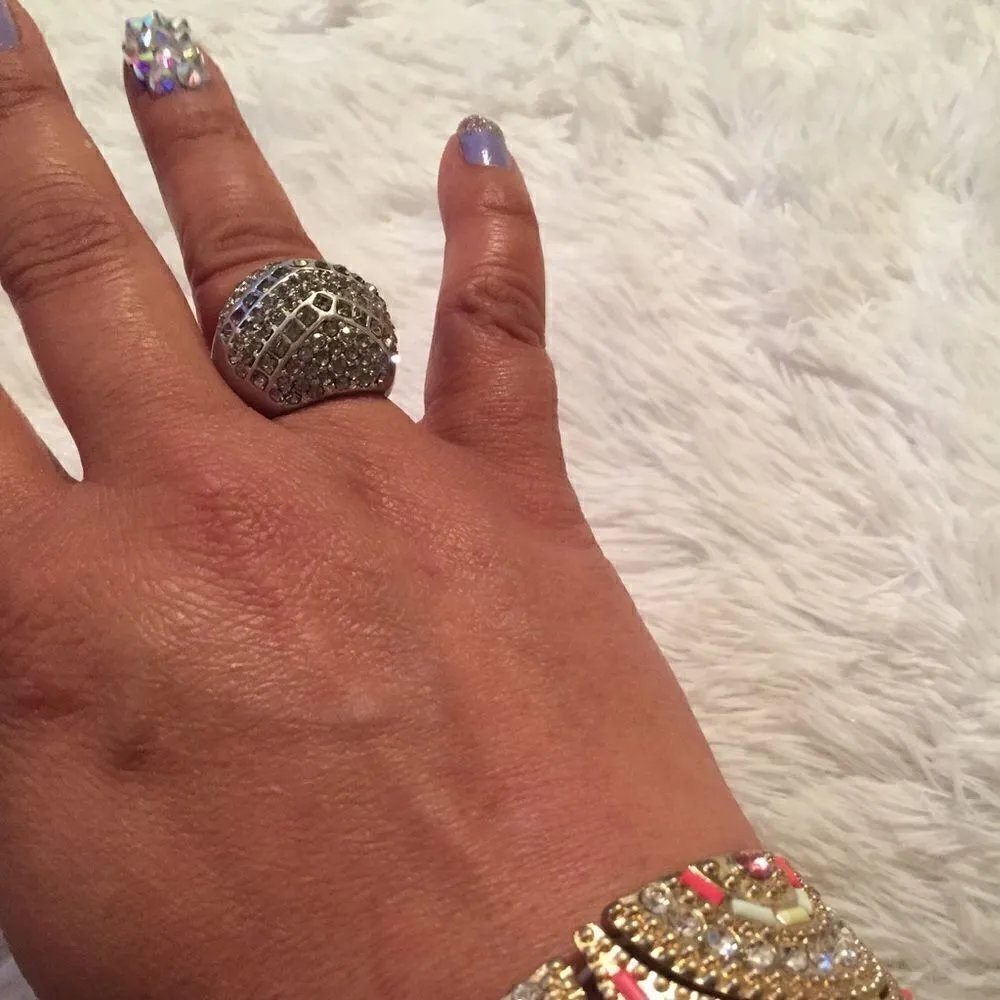 Gorgeous Kiam Family Sparkle Dome Ring! Size8 Silver Size 8 - Image 4