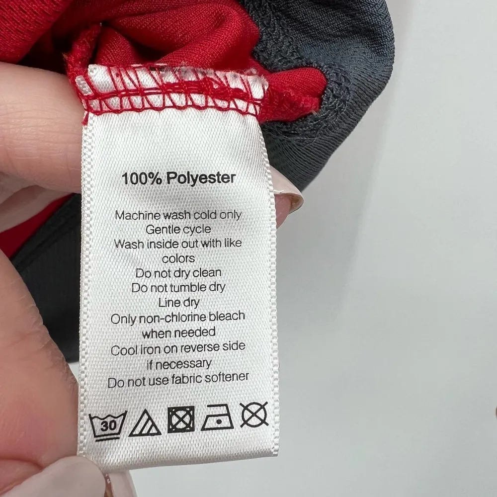 Alo Yoga red pullover quarter zip pullover Asian martial arts long sleeve medium - Image 7