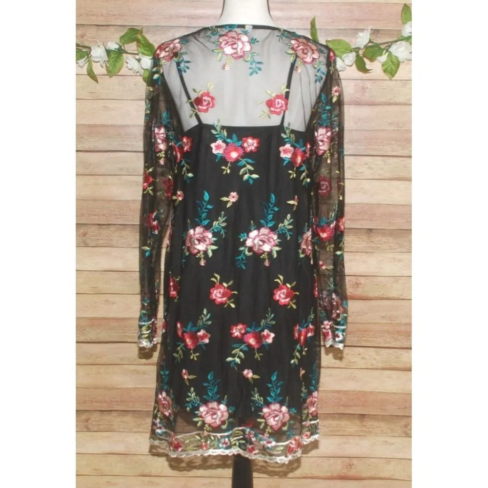 Xhilaration Ladies Black Floral Embroidered Mesh Shift Dress Size M Whimsy Goth - Image 10