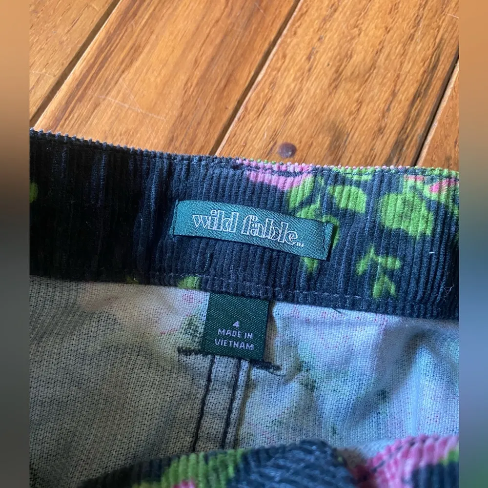 Corduroy mini skirt wild fable size 4 - Image 3