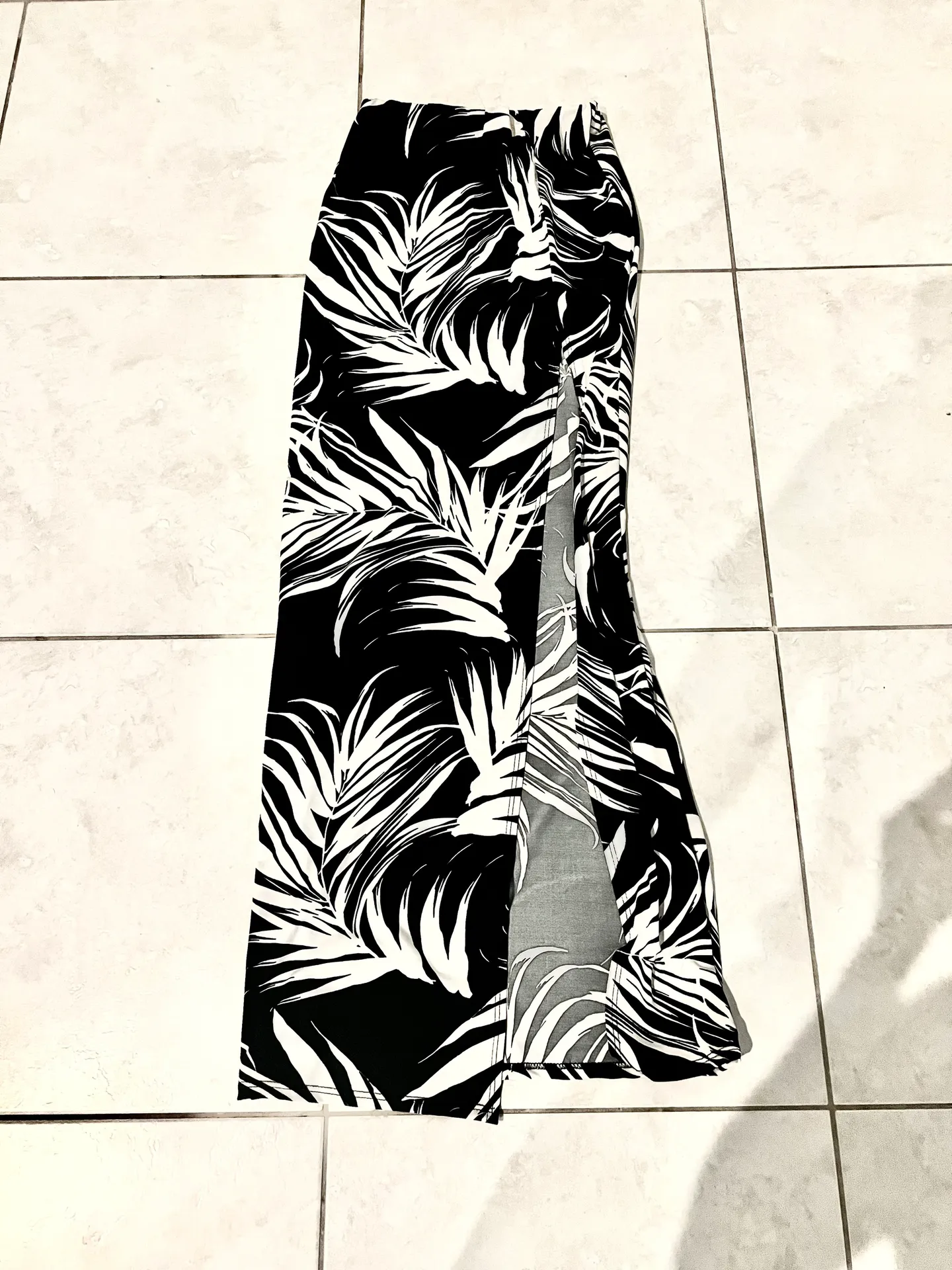 Side Slit Maxi Skirt - Image 7