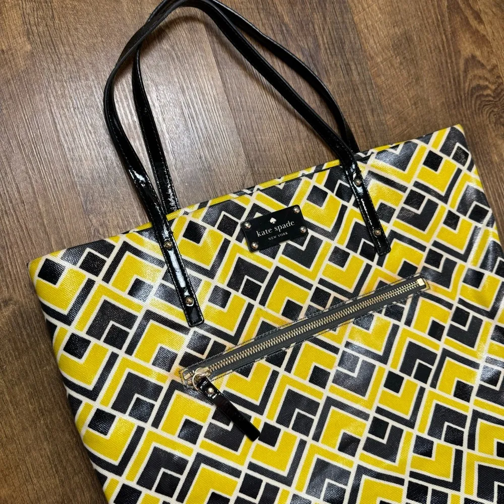Kate Spade Bon Shopper Tote Flicker Fabric Yellow Black Print Shoulder Bag - Image 6