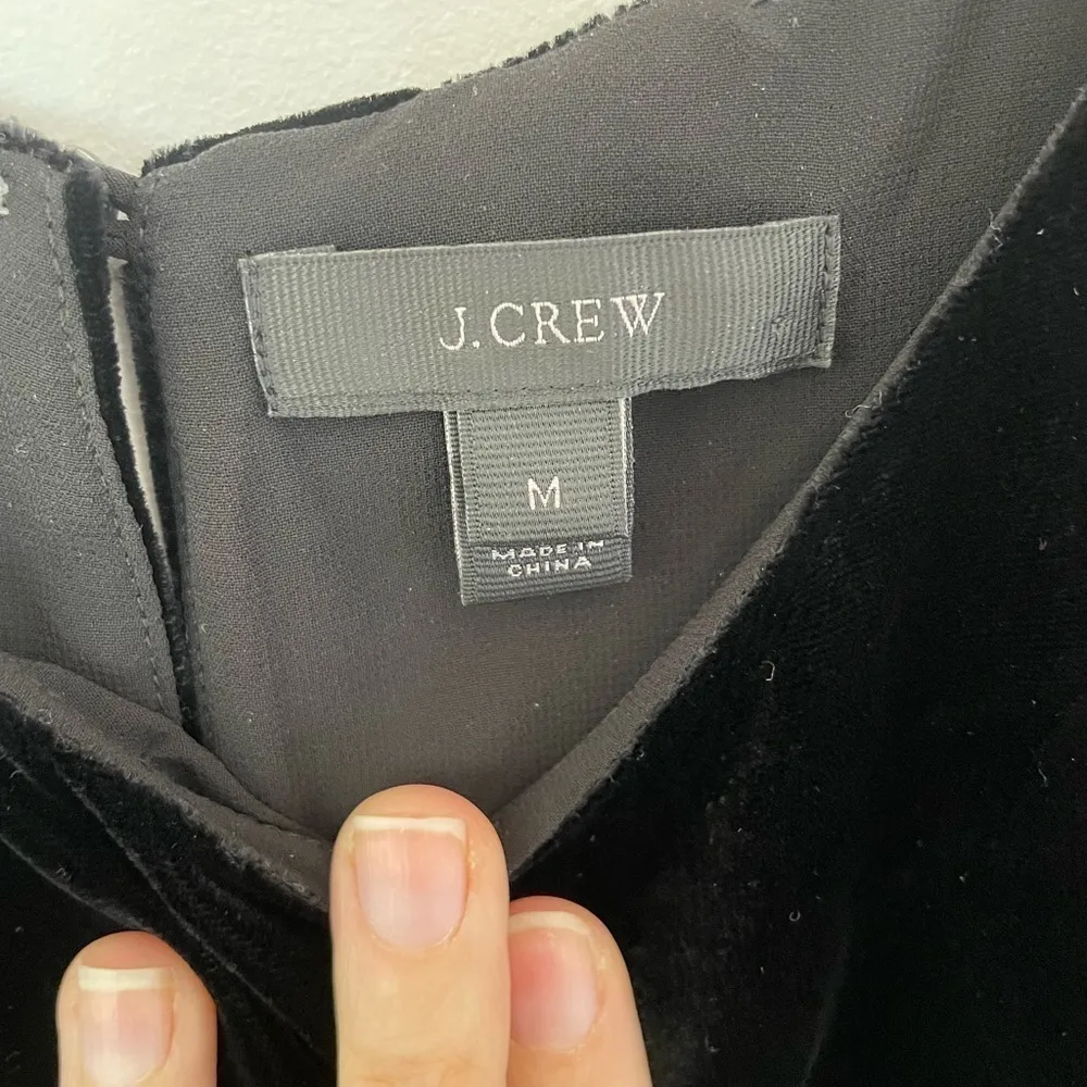 J Crew black velvet scoop neck tank | Size medium - Image 3