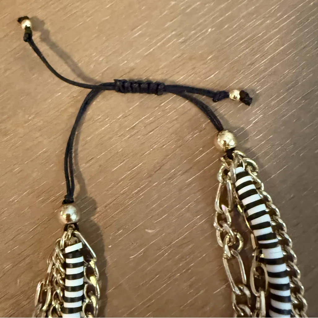 Gold and Black‎ Beaded Bracelet - Image 2