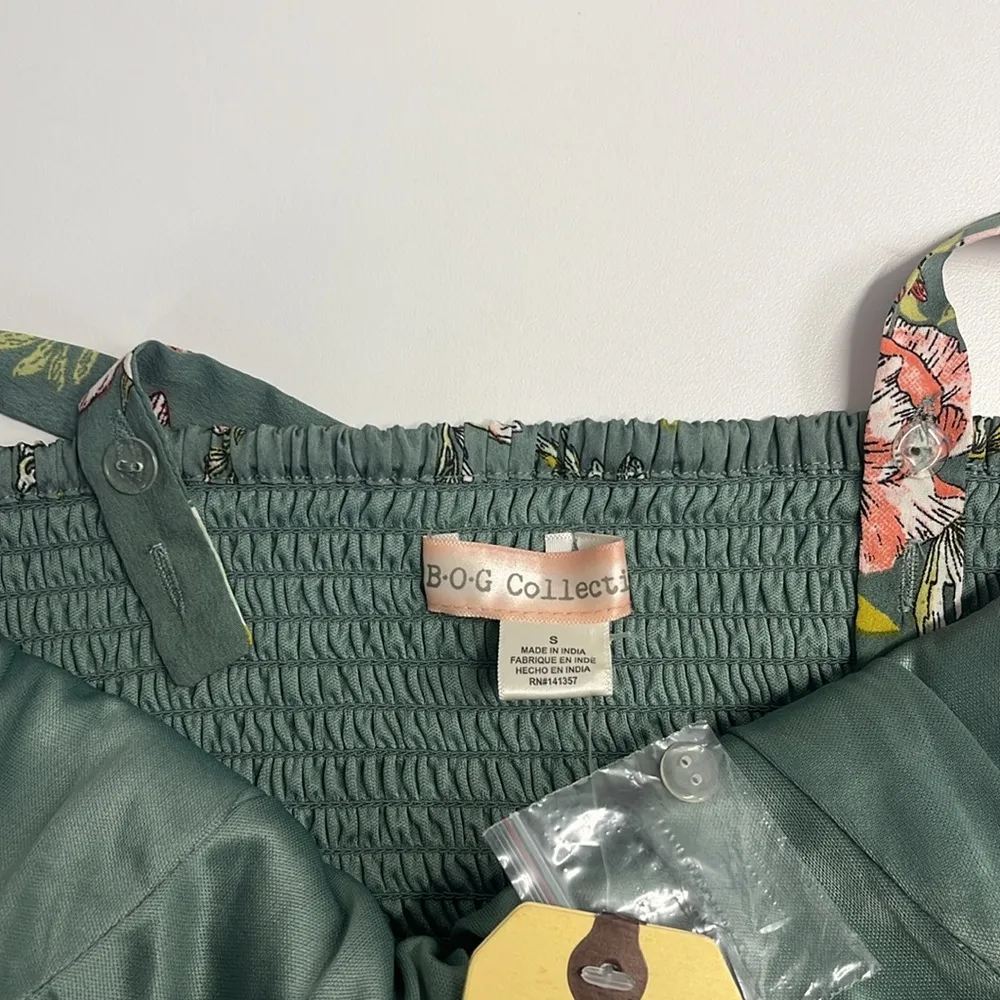 NWT small floral print crop top sweetheart neckline quilted tank top ruched top Green - Image 8