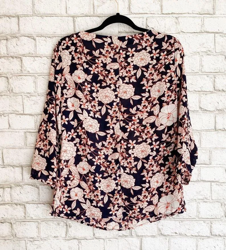 Banana Republic Sheer Floral Print Blouse XS - Image 3