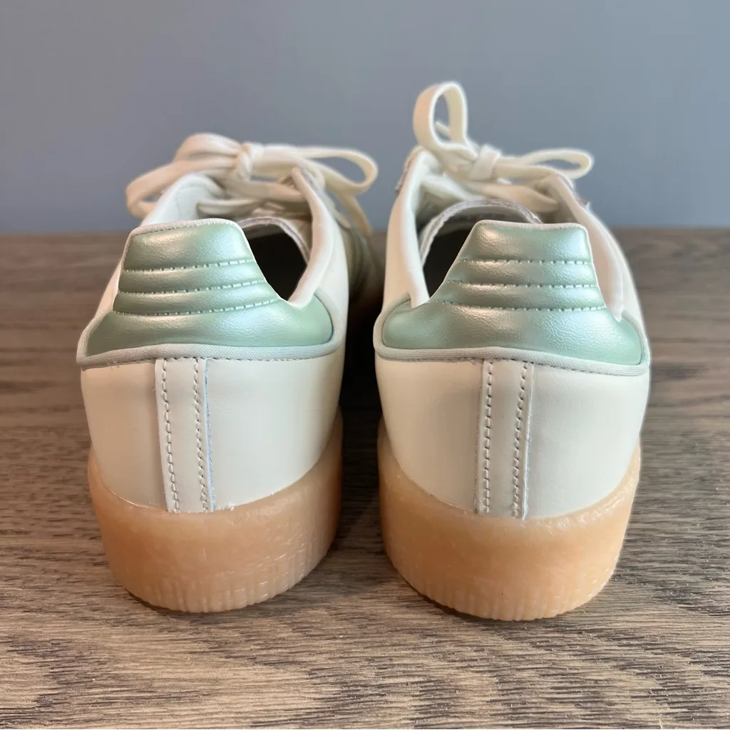 Adidas NWOB Samba Off White Linen Green Gum Sole Sneakers Women’s Size 10 Sambae - Image 4