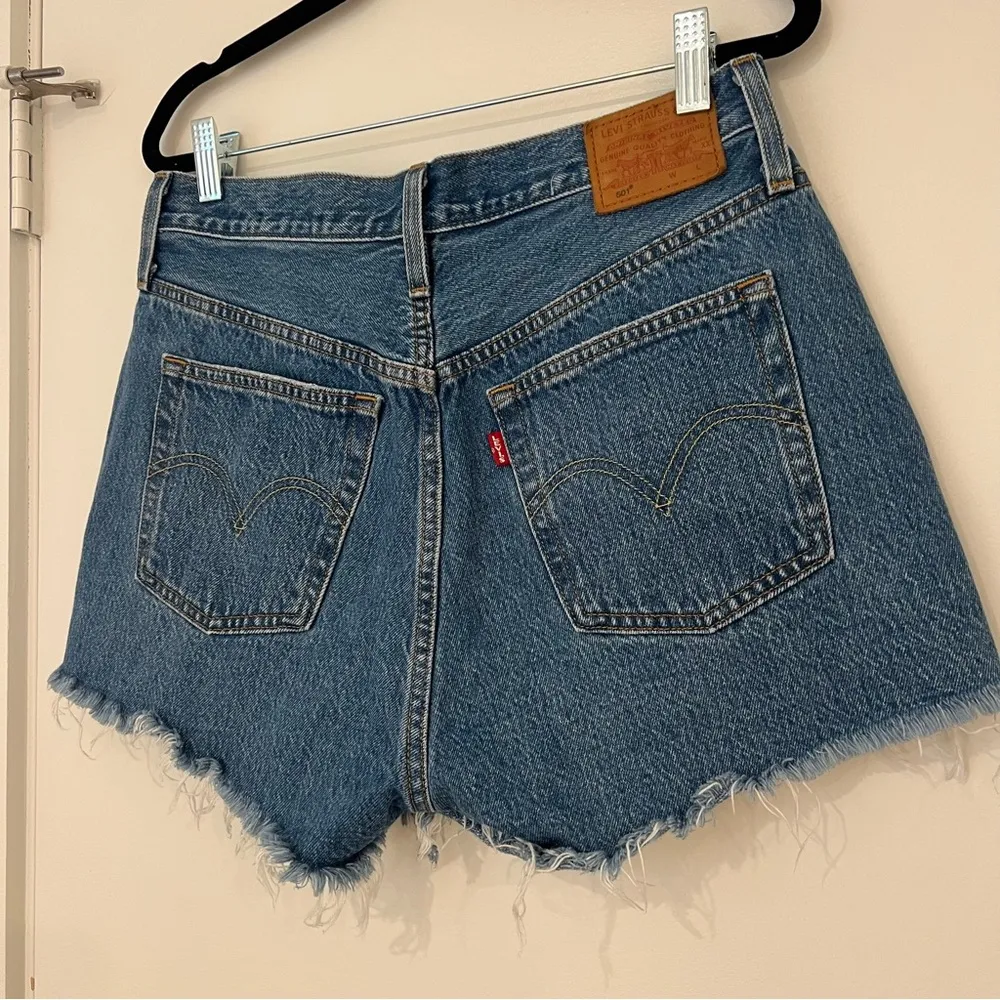 Red Tap Levi’s Original 501 Jean Shorts - Image 6