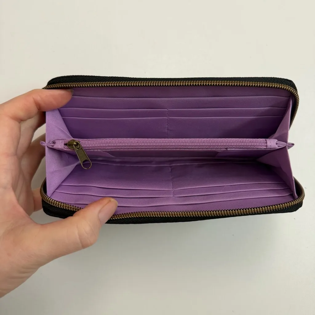 Travelon Wallet Zippered Closure Zip Pocket Credit Card Travel Black Purple - Image 11