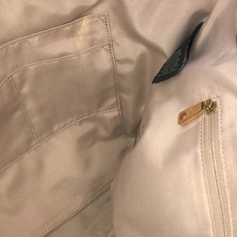 RALPH LAUREN Top Zipper Closure Black Handle Wicker Shoulder Bag with Storage - Image 14