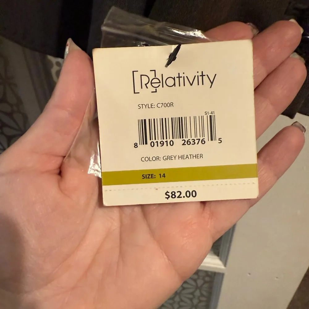 Relativity women’s gray work Suit Blazer and Pants Set 12 14 NWT - Image 6