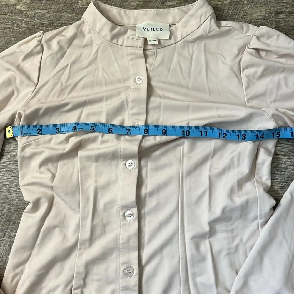 Veiled Cream Button - Image 3