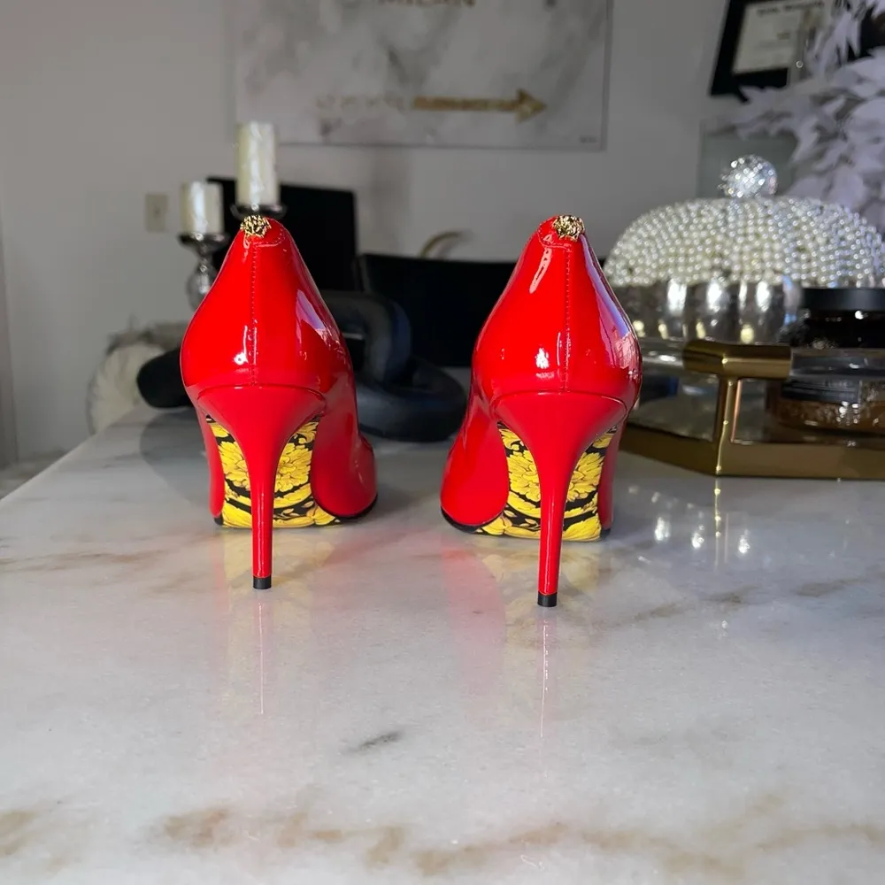 New Versace Barocco Pointy Toe Pump in Patent Red - Image 11