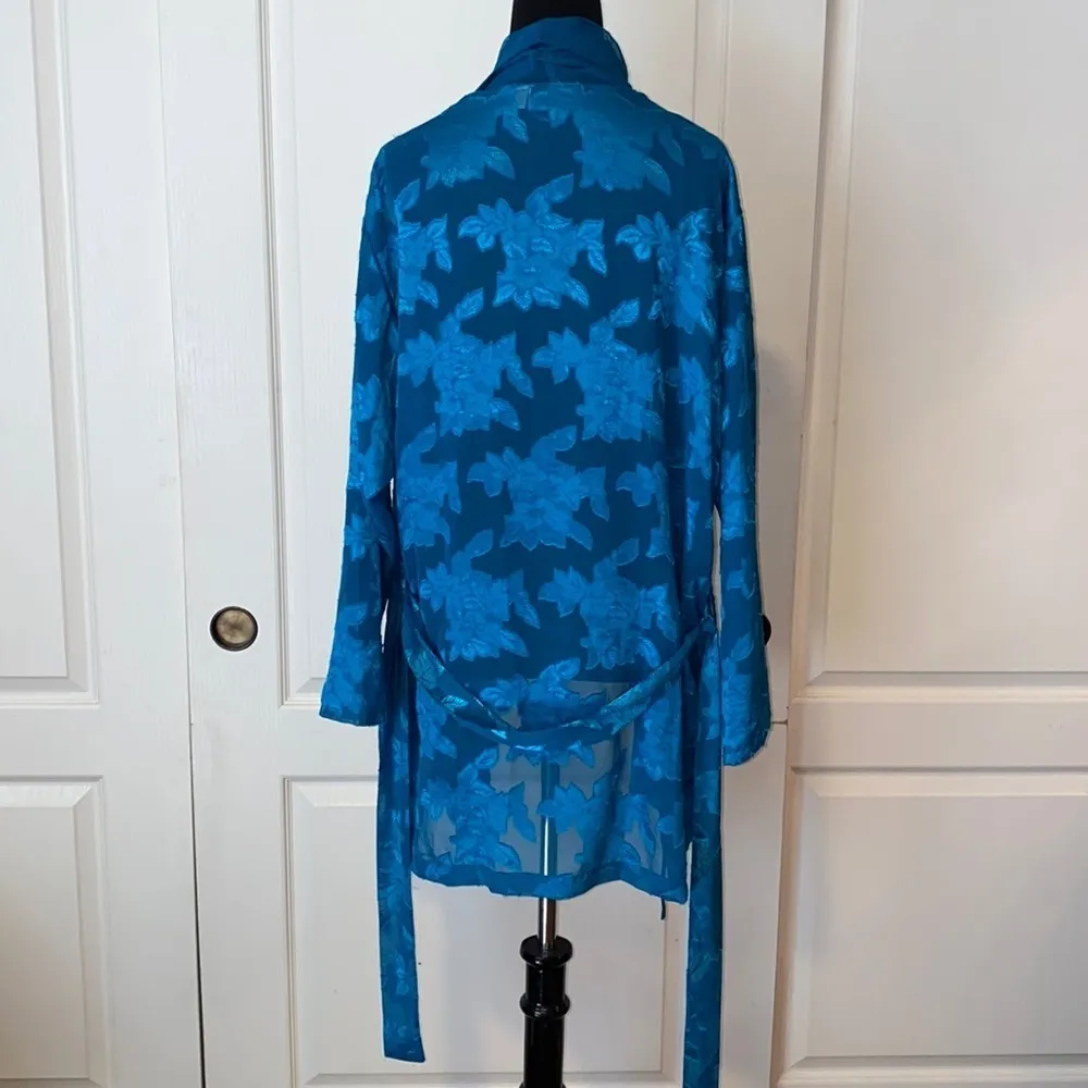 VTG BLUE DAMASK 80s GOLD LABEL VICTORIAS SECRET ROBE KIMONO - Image 2