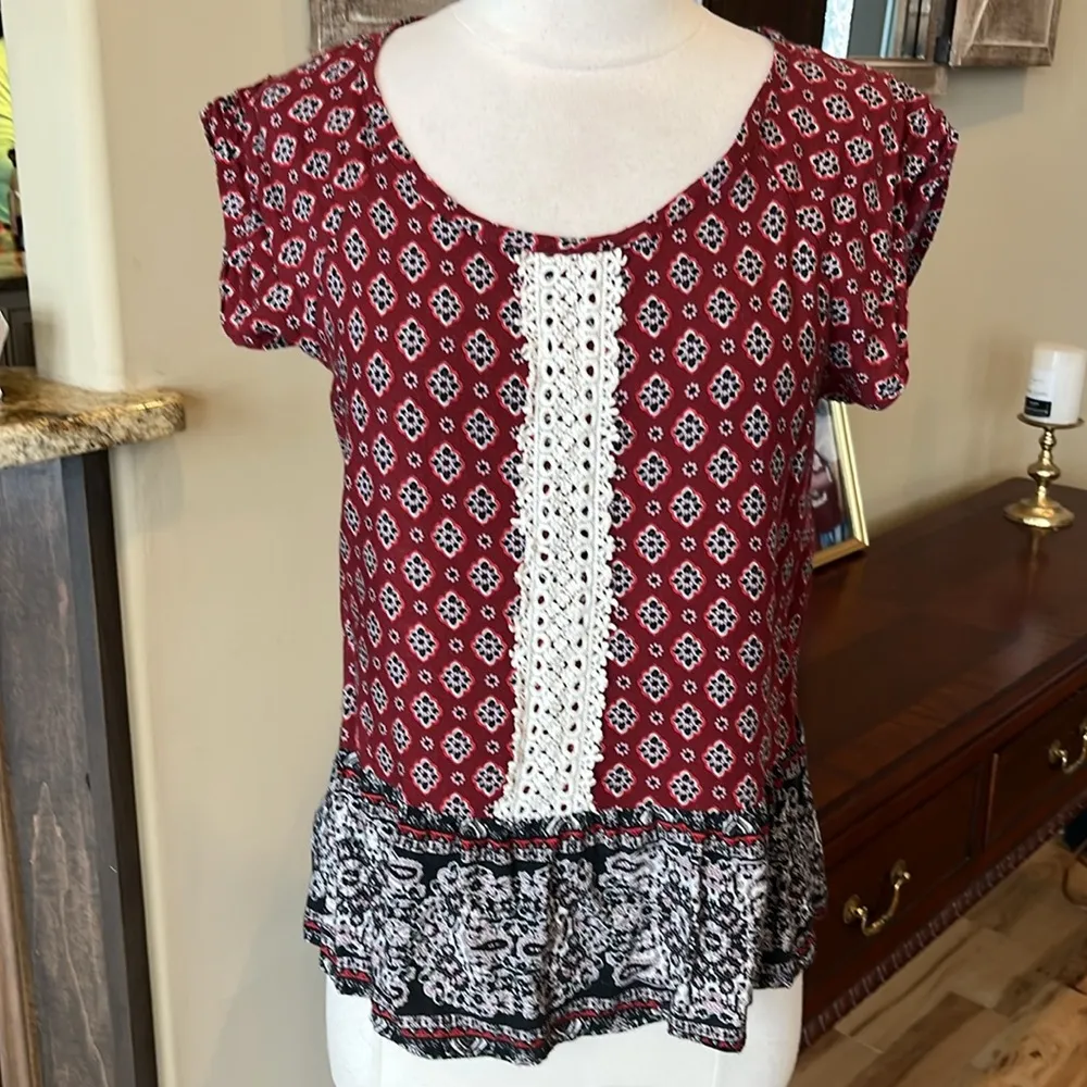 Silky Flowy Crochet Lace Top - Image 12