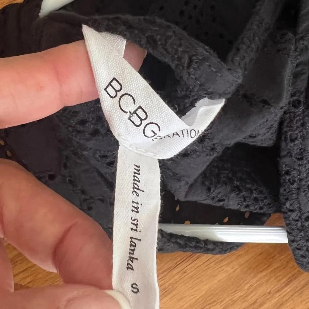 BCBGeneration women's black eyelet crop top Size S - Image 7