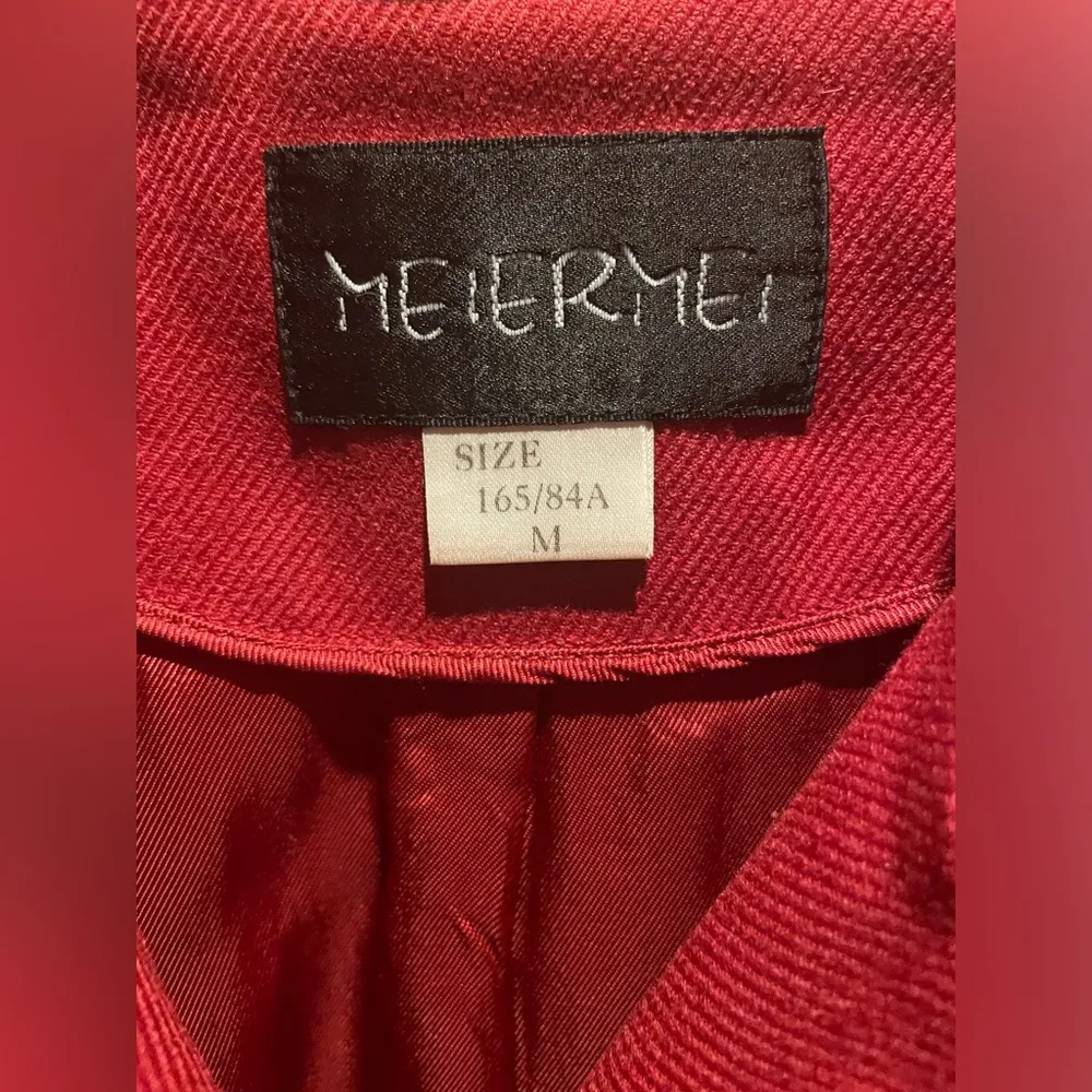 100% Wool Trench Coat Sz M - Image 5