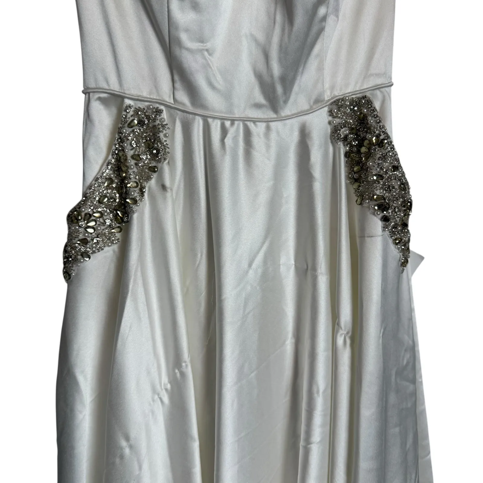 Mac Duggal White Bridal Off Shoulder Beaded A-Line Sweetheart Satin Gown 4 - Image 5