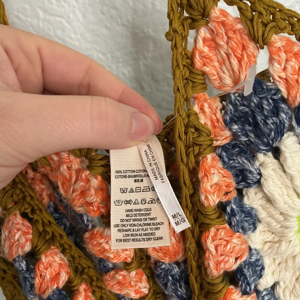 Free People Summer of Love crochet halter top with fringe size M/L - Image 7