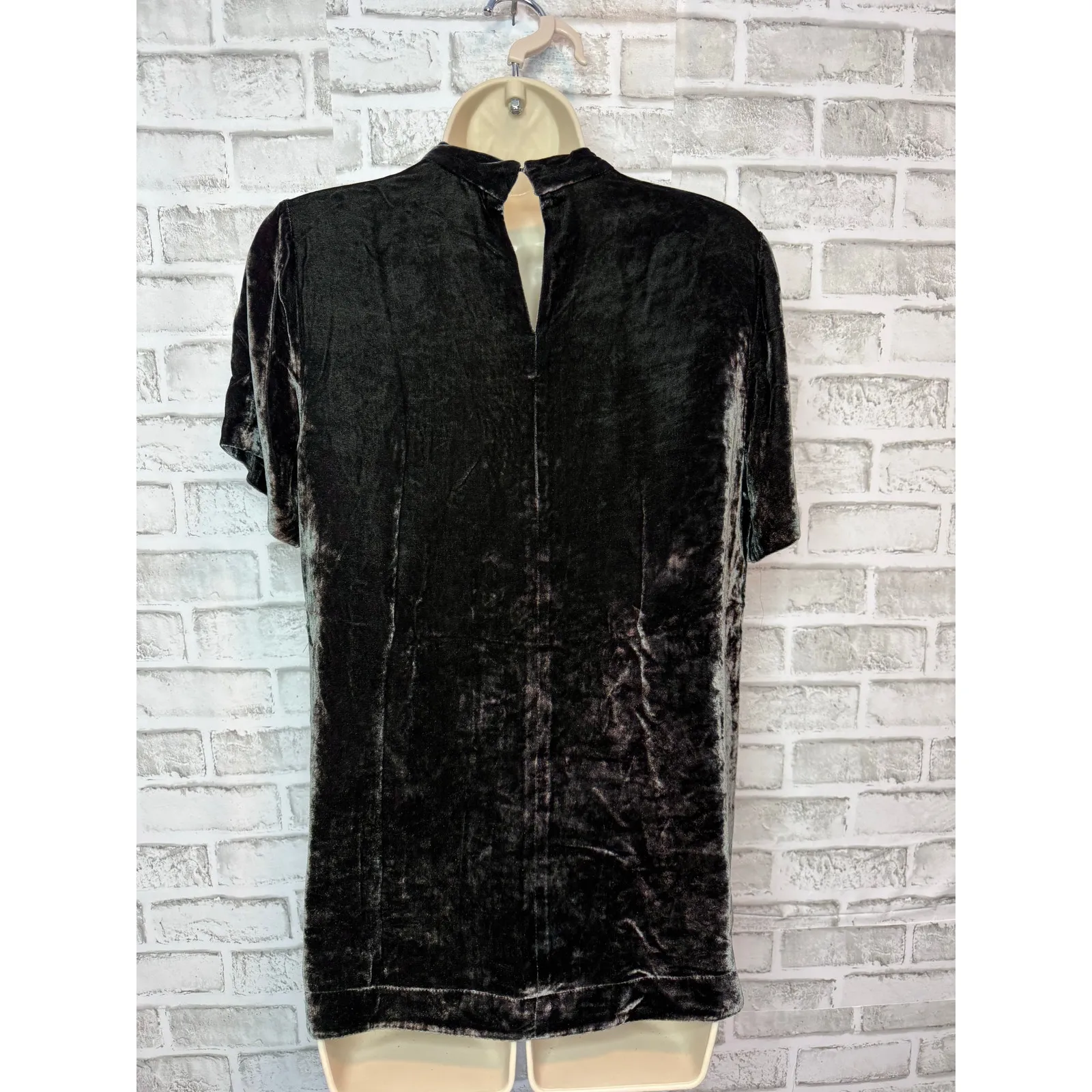 Madewell Choker Collar Viscose & Silk Vneck Tee Dark Metal Women's Small - Image 6