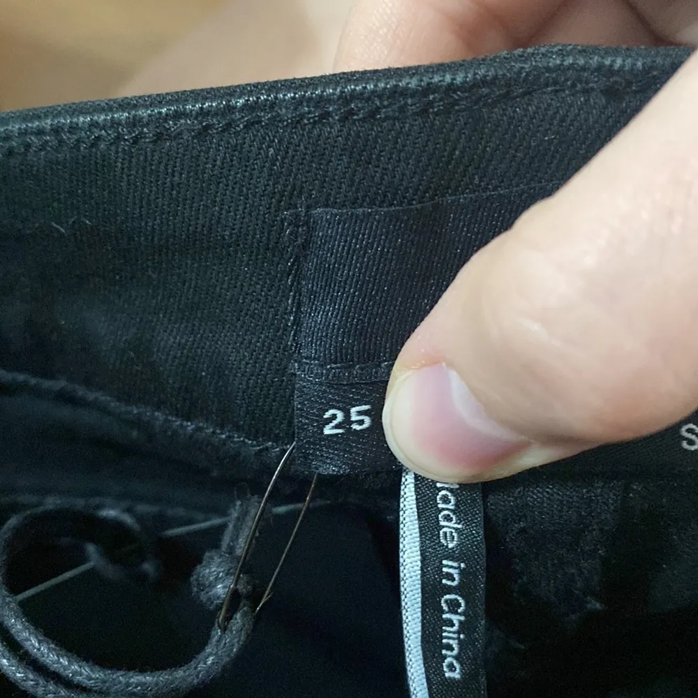 The Kooples skin soft denim coated black skinny jeans size 25 - Image 12