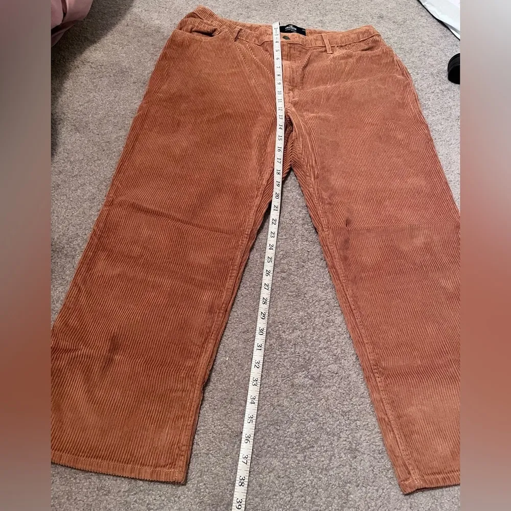 HOLLISTER Women’s Corduroy High-rise Straight Dad Pants {SHORT LENGTH} - Image 8