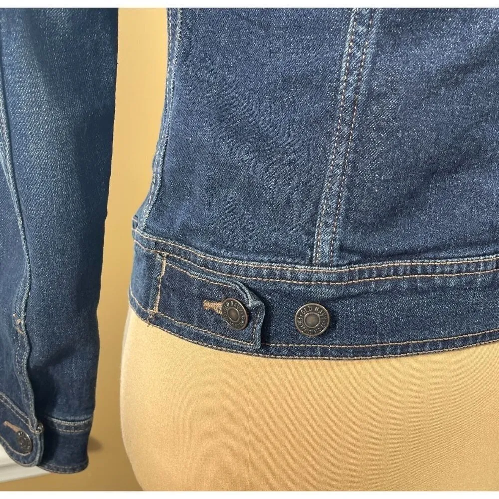 Old Navy  Women's Denim Jacket Dark/Medium Wash Button Size S Small - Image 5