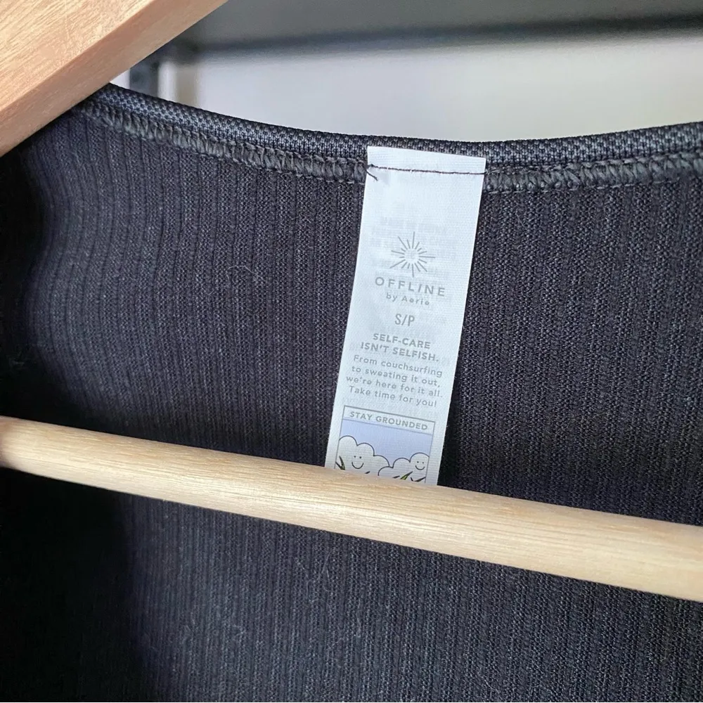 NWT Offline by Aerie Crop Ribbed Top - Image 3