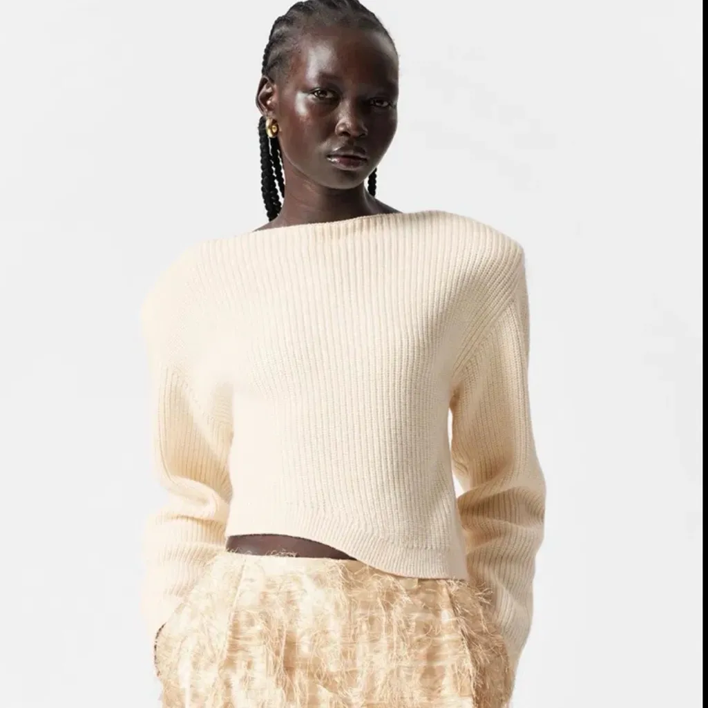 & Other Stories Cream ASYMMETRIC RIB-KNIT SWEATER Size Small Wool Blend Ribbed - Image 2