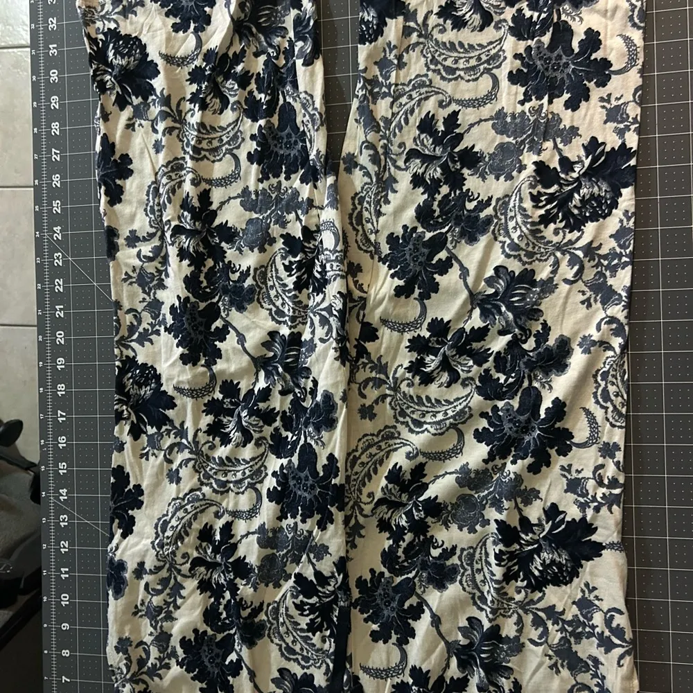 Felina Women's Navy Short Sleeve Pajama Top - Image 4