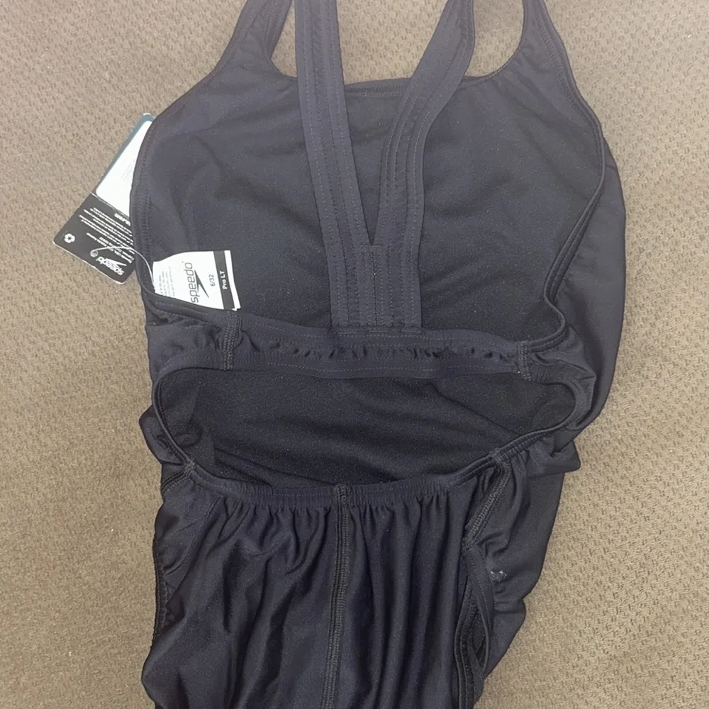 - NWT Women’s Black Speedo one piece swimsuit 6/32 - Image 7