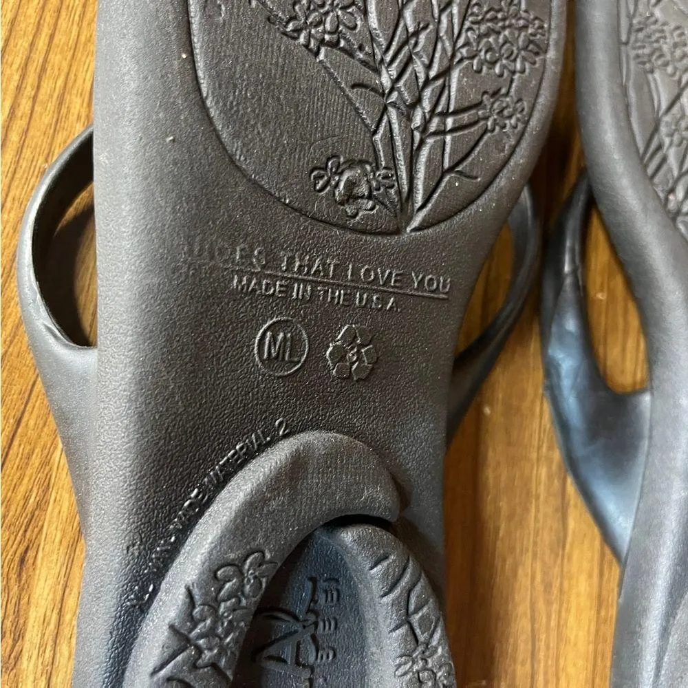 OKABASHI thong Flip Flop Sandals Black Made in USA
Women’s M/L Size 8.5 - Image 7