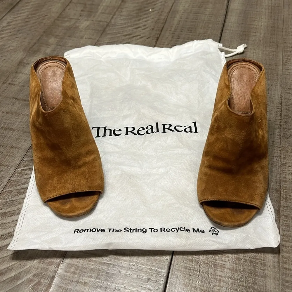 Givenchy Paris Suede Mule Sandals, Hazelnut Size 36 EUC - Image 12