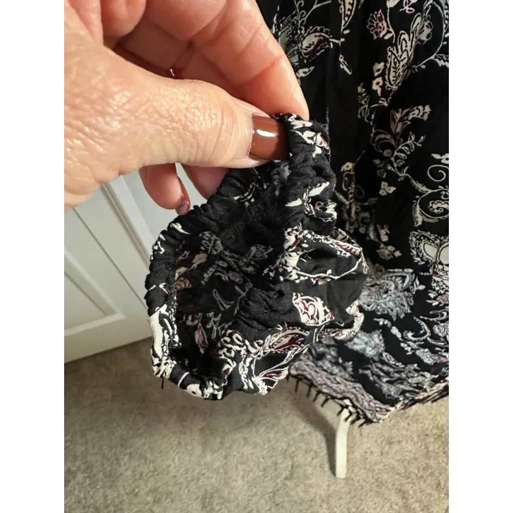 Xhilaration Long Sleeve Dress XL Black White Floral Fringe - Image 4