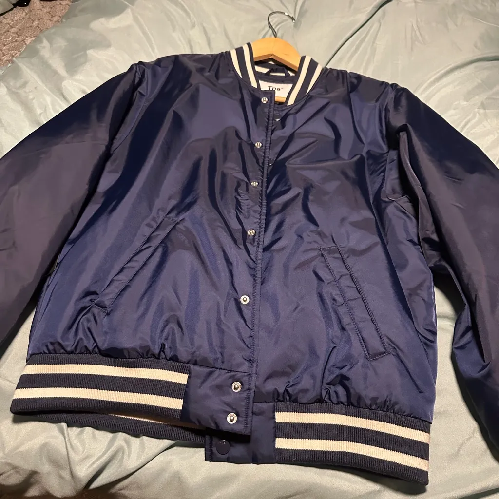NEW TNA ARITZIA Navy Bomber Varsity Navy Jacket Small Blue - Image 3