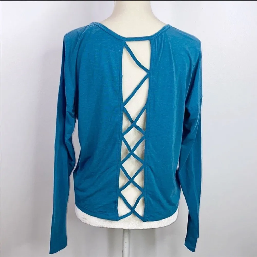 ✨ GapFit Open Strapy Back T-Shirt✨ - Image 6