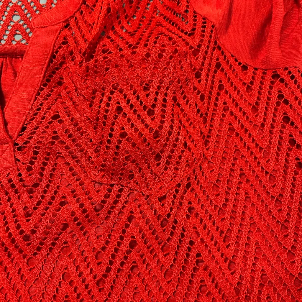 Ariat Rust Colored Chevron V-Neck Blouse Size Medium - Image 6