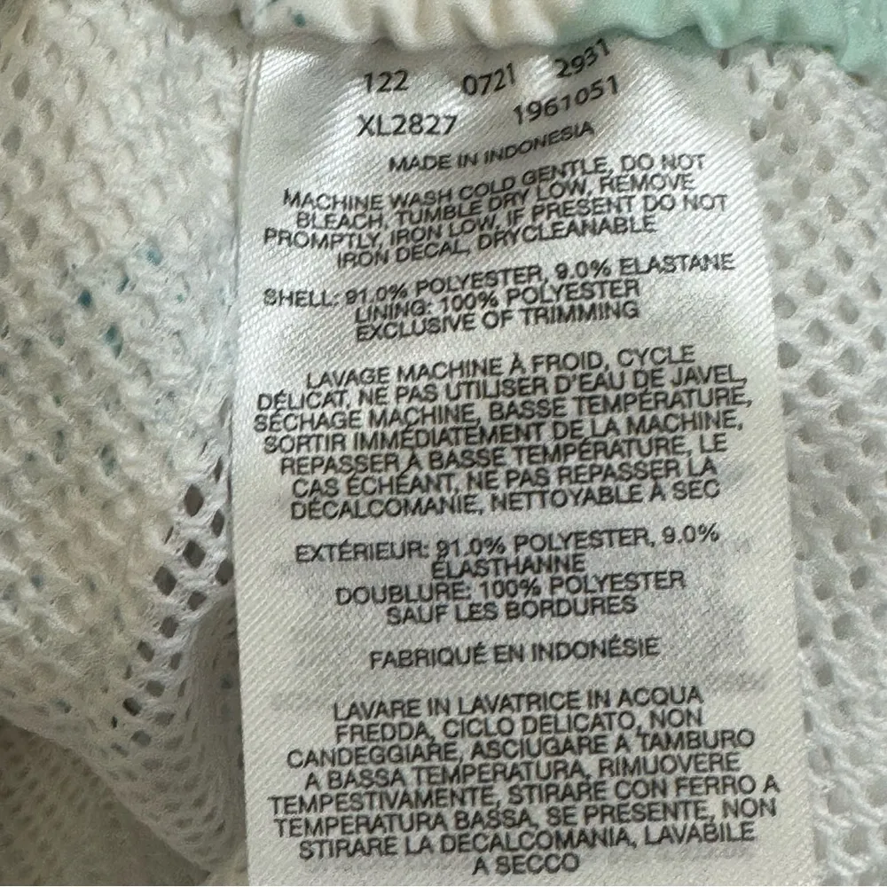 Columbia Women’s Bogata Bay Stretch Printed Shorts - Image 9