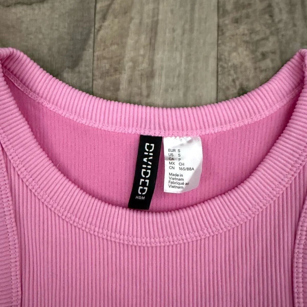 Divided hot pink cool toned tank top - Image 2