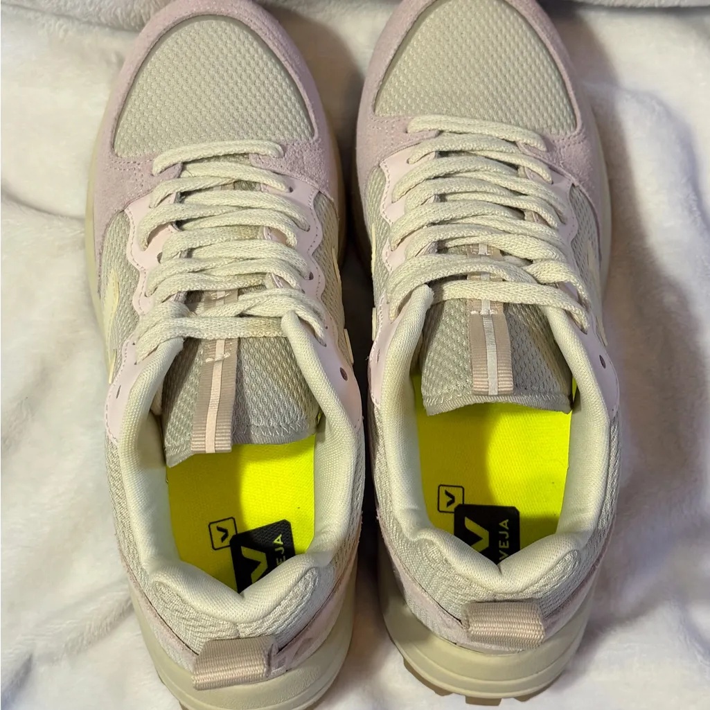 Veja Venturi Women's Size 8 Alveomesh White/Pierre/Shoe Sneakers Athleisure Hike - Image 4