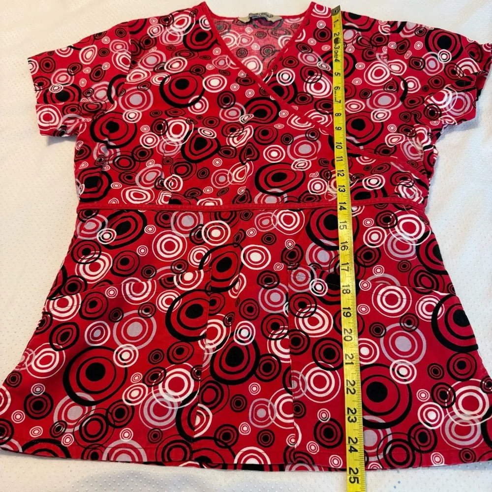 Comfy Cotton Medical Scrub Top Women’s XS Red Circle Geometric Design Nurse Vet Size undefined - Image 6